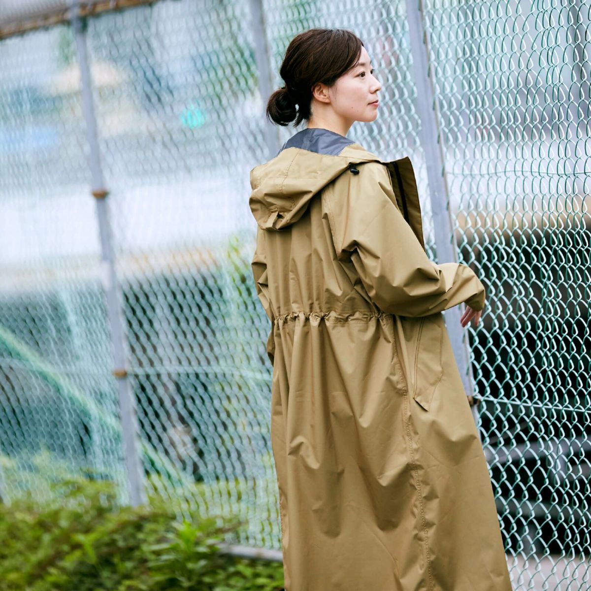 詳細：着用イメージ ［女性モデルのサイズ］身長:168cm 着用サイズ：L 着用カラー：ベージュ