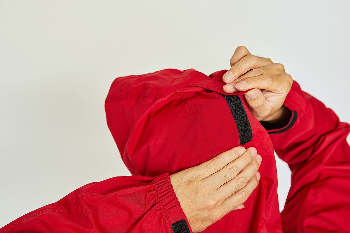 詳細：フード後ろ