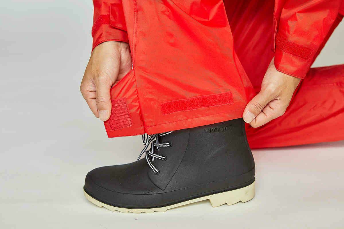 詳細：パンツ裾