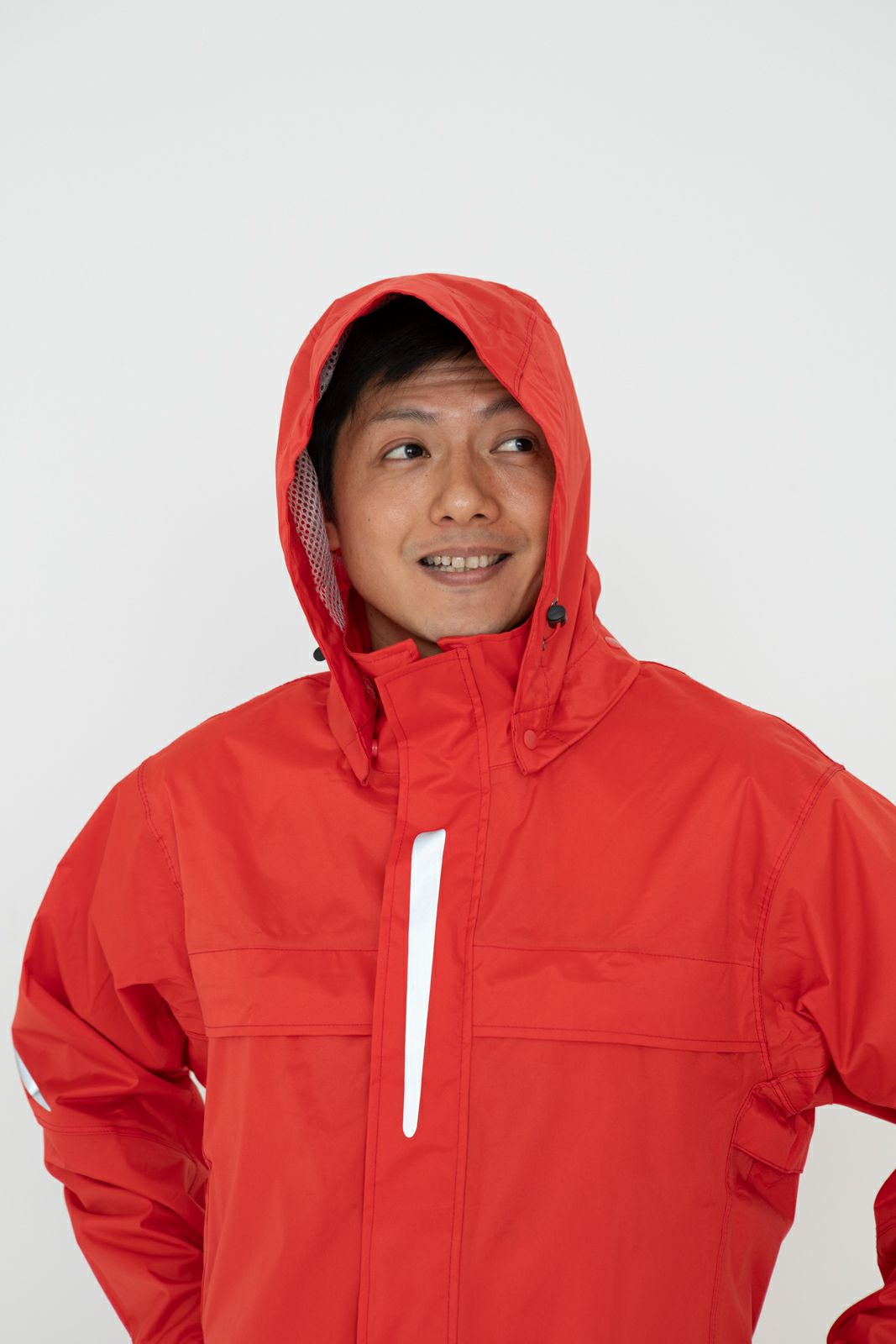 ［男性モデルのサイズ］身長:174cm 着用サイズ：L