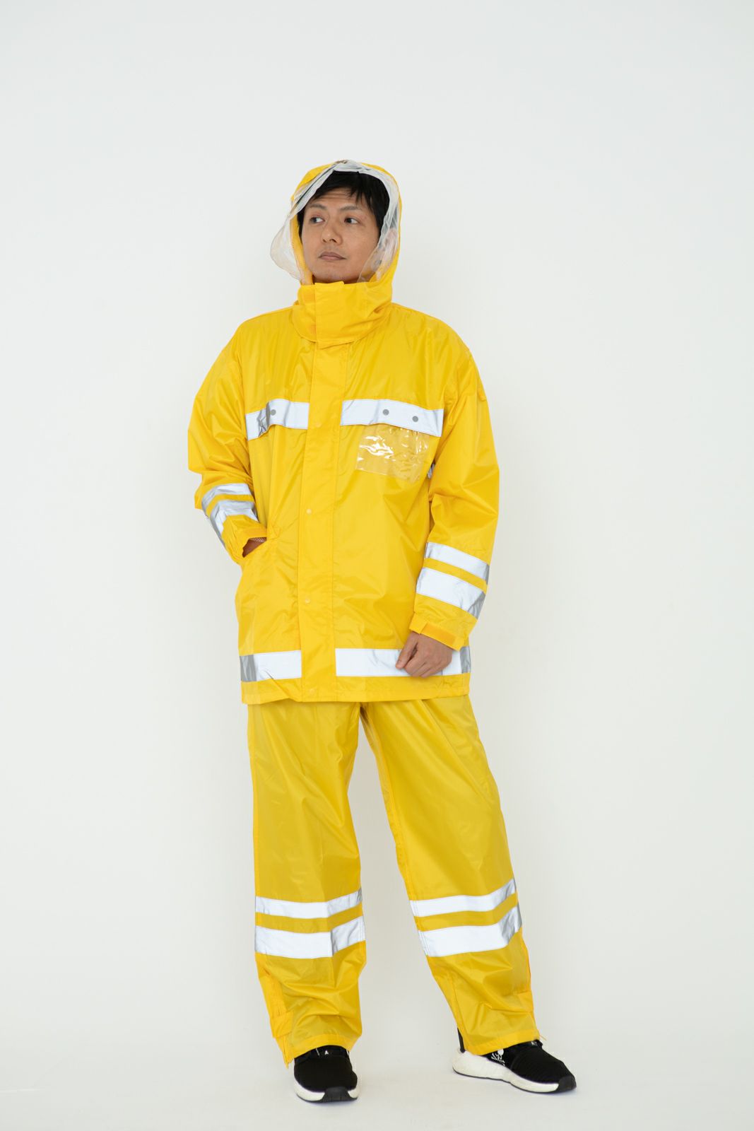 着用イメージ：イエロー［男性モデルのサイズ］身長:174cm 着用サイズ：L