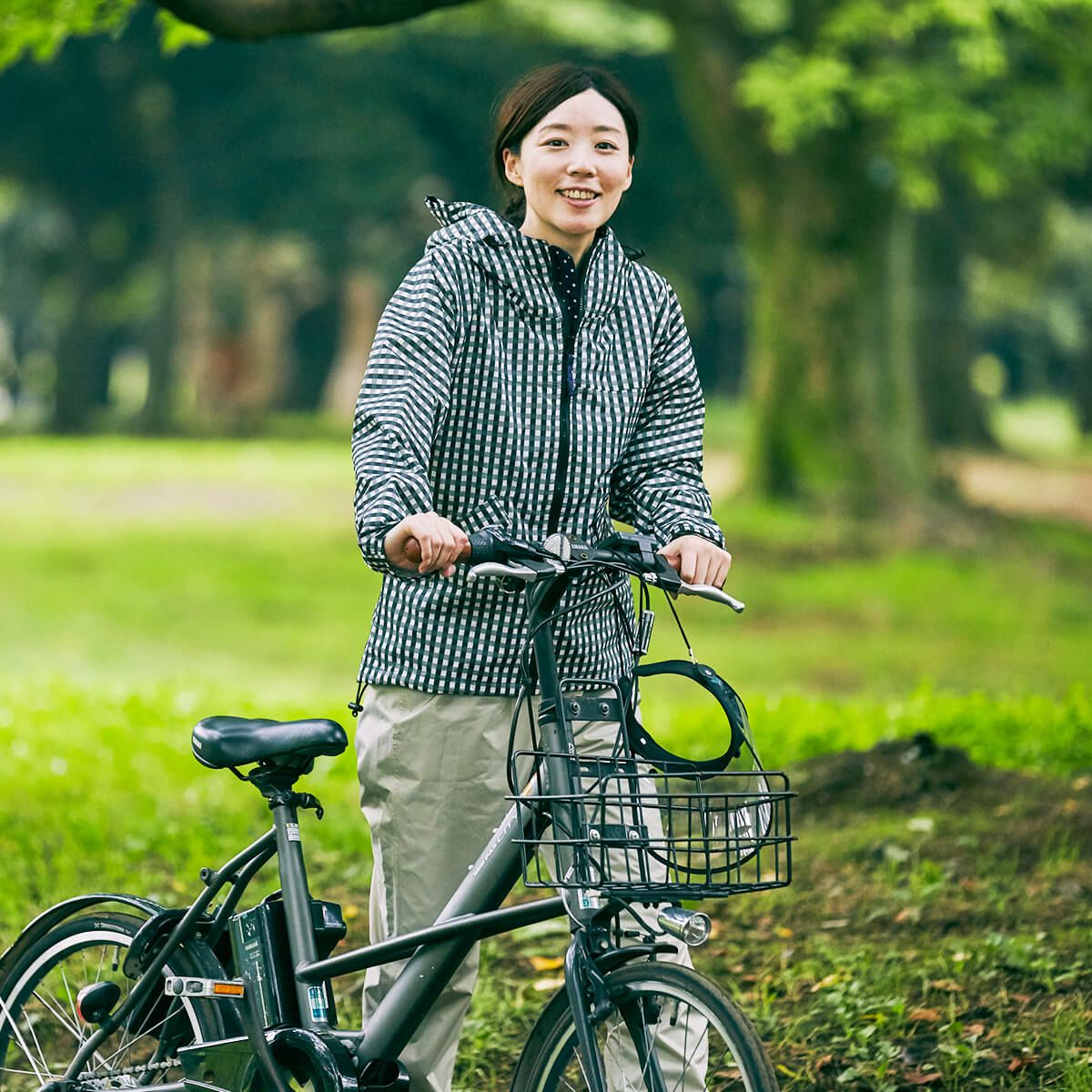 ［女性モデルのサイズ］身長:168cm 着用サイズ：M