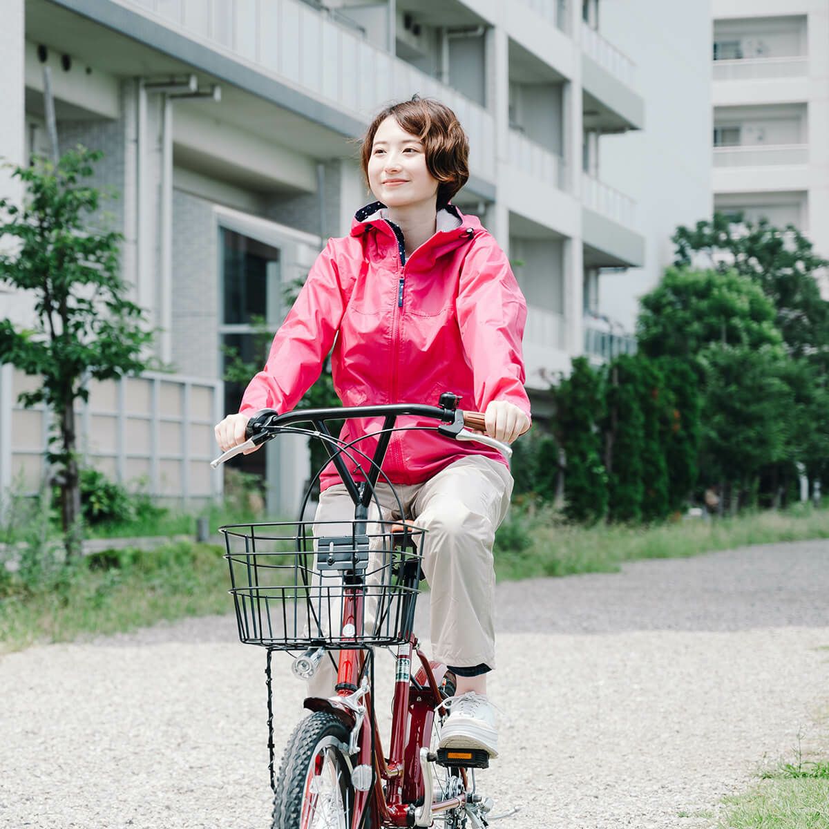 ［女性モデルのサイズ］身長:163cm 着用サイズ：L