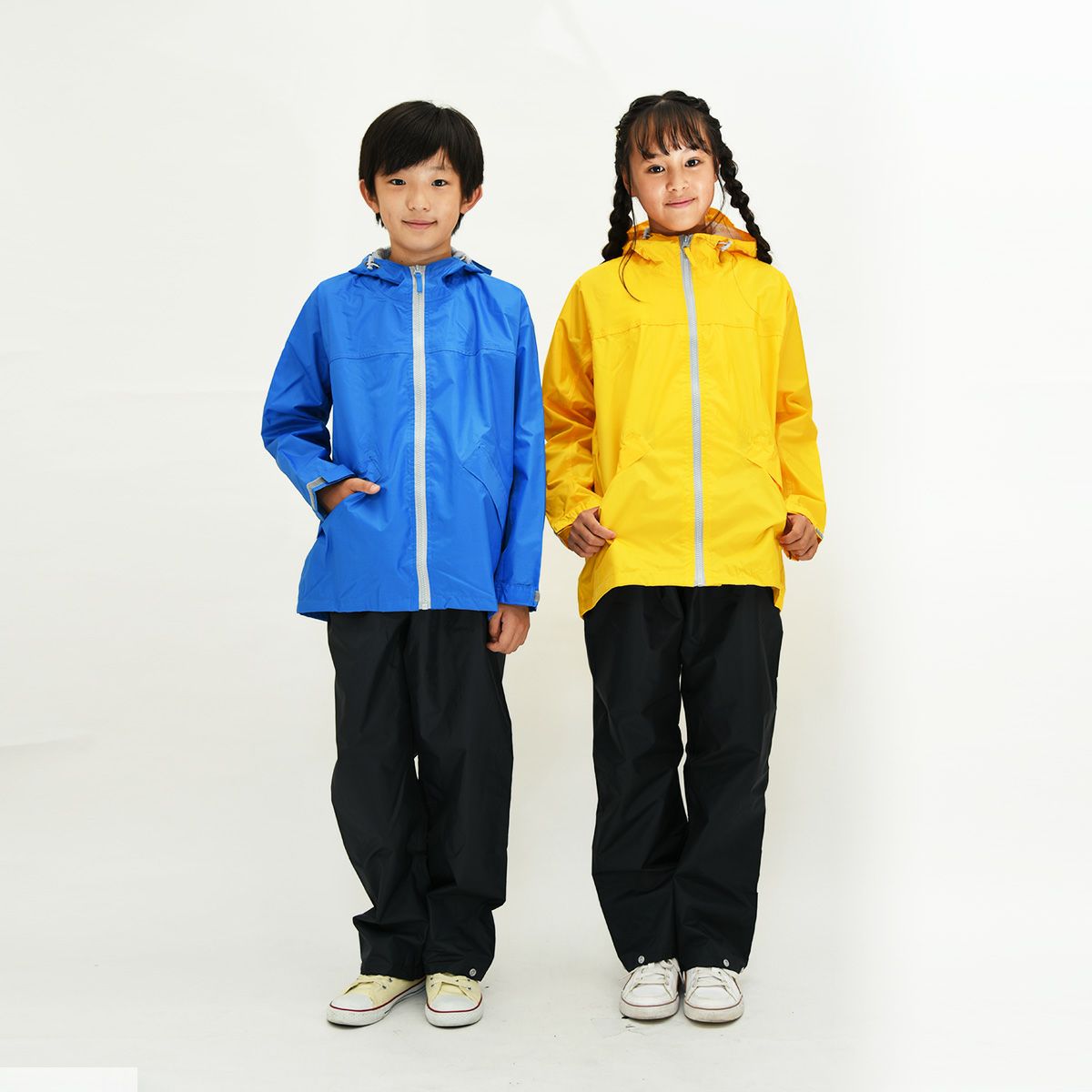 【女の子モデル】身長：145cm 着用サイズ：150 /【男の子モデル】身長：140cm 着用サイズ：140