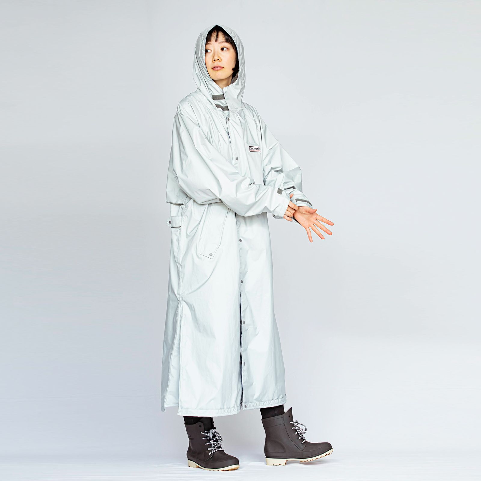 ［女性モデルのサイズ］身長:168cm 着用サイズ：L ／（長靴）6437 ピラルク レインブーツ