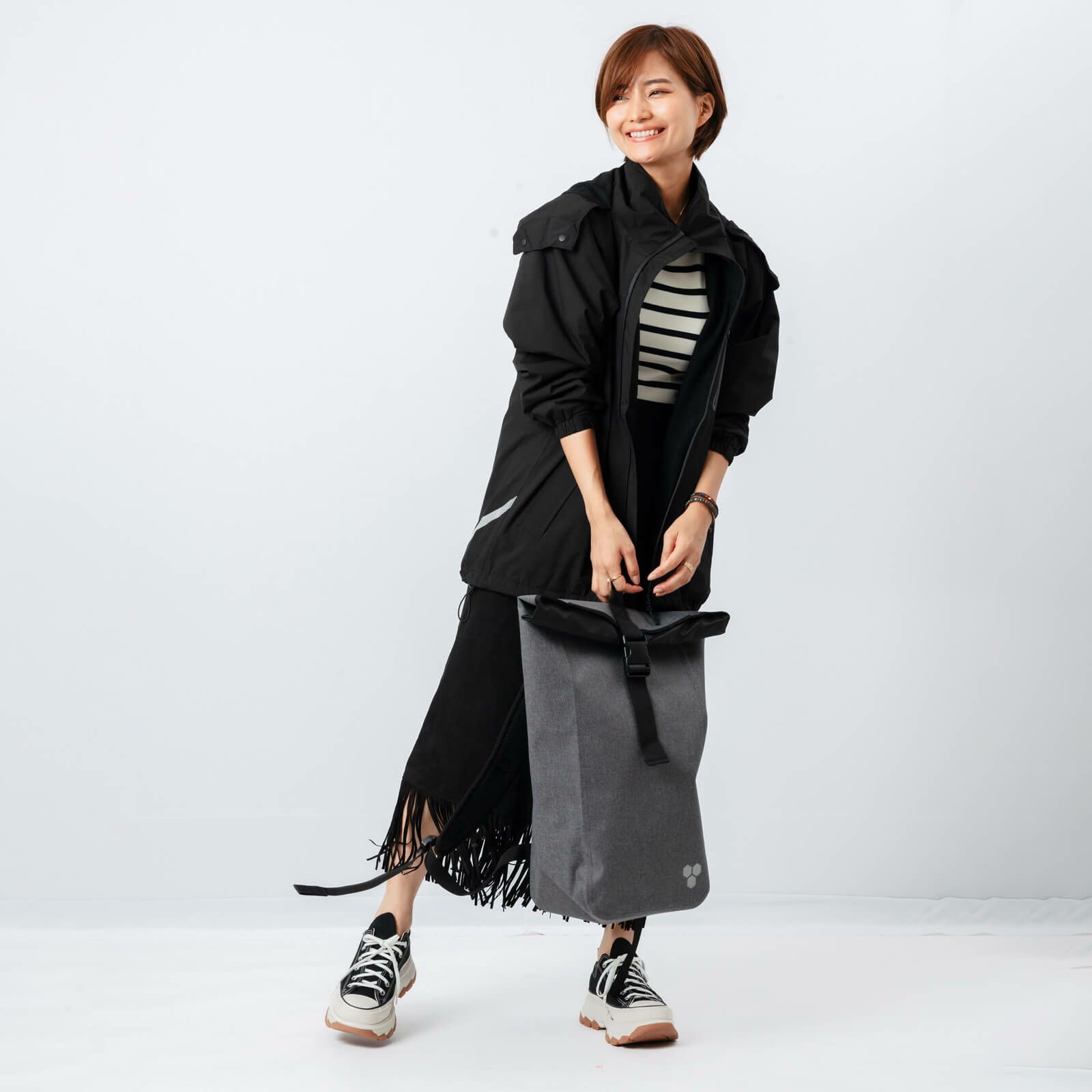 女性モデル身長：163㎝　カラー：ヘザーグレー
