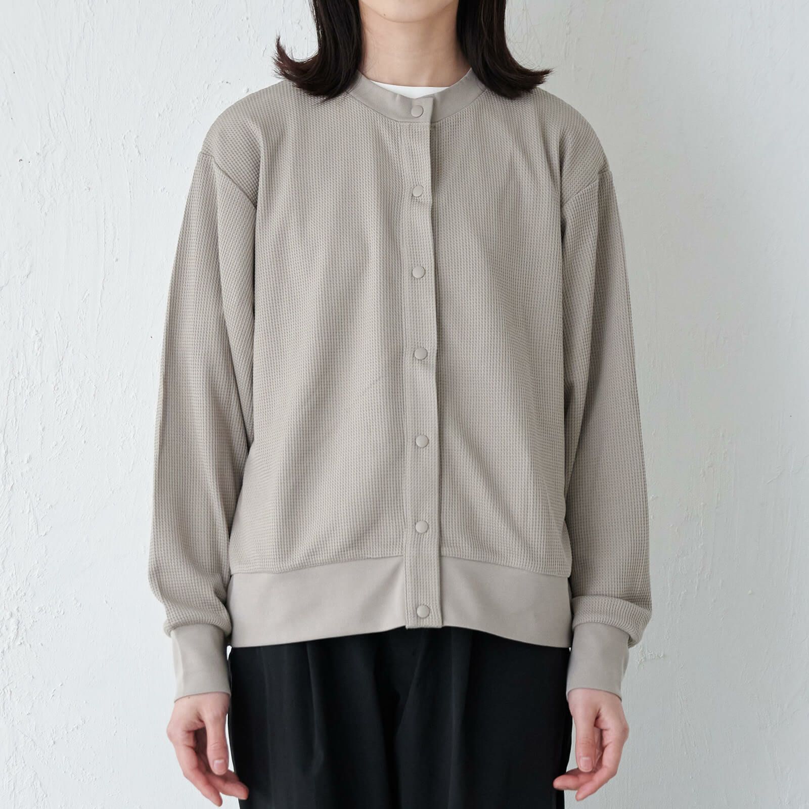 カラー：グレージュ