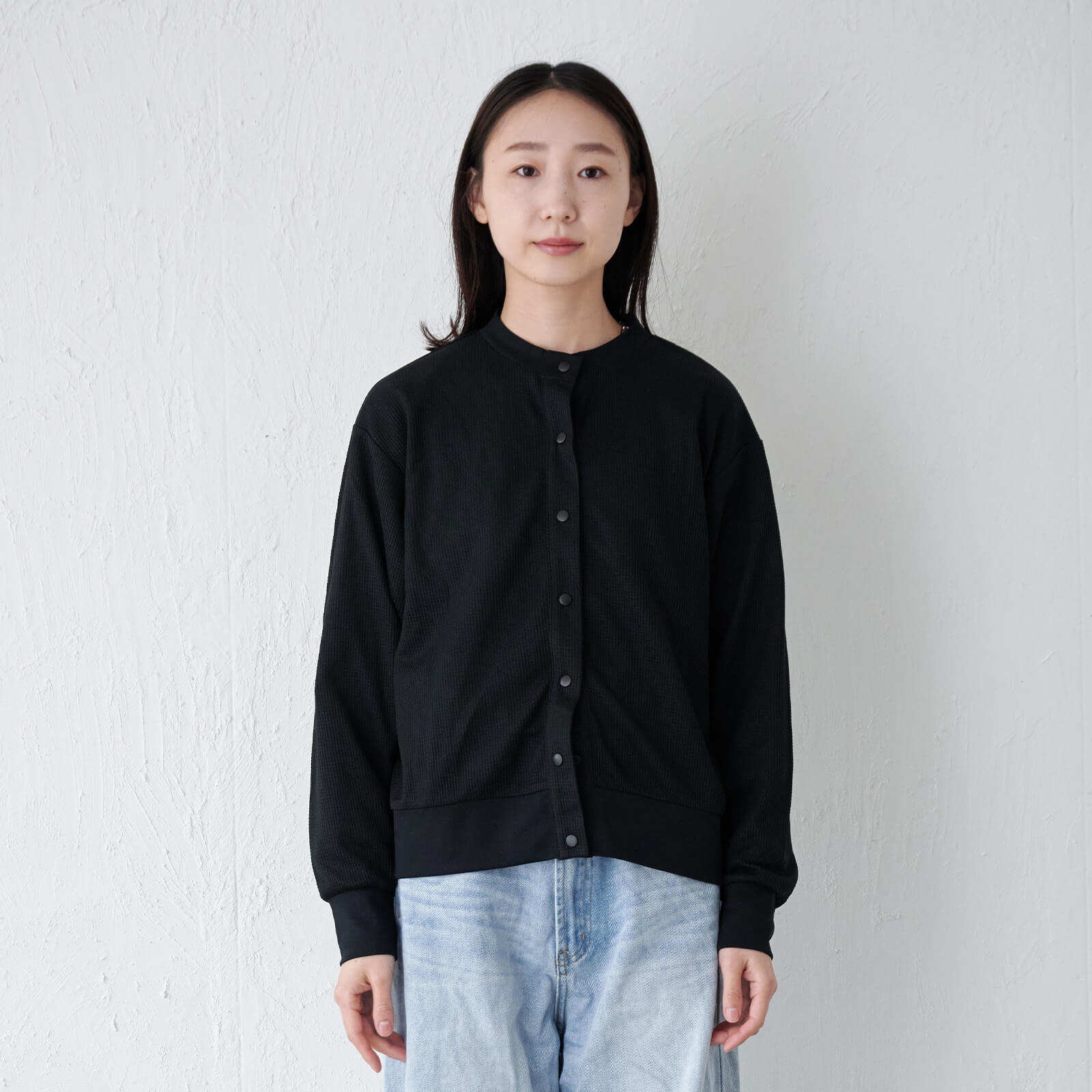 カラー：ブラック