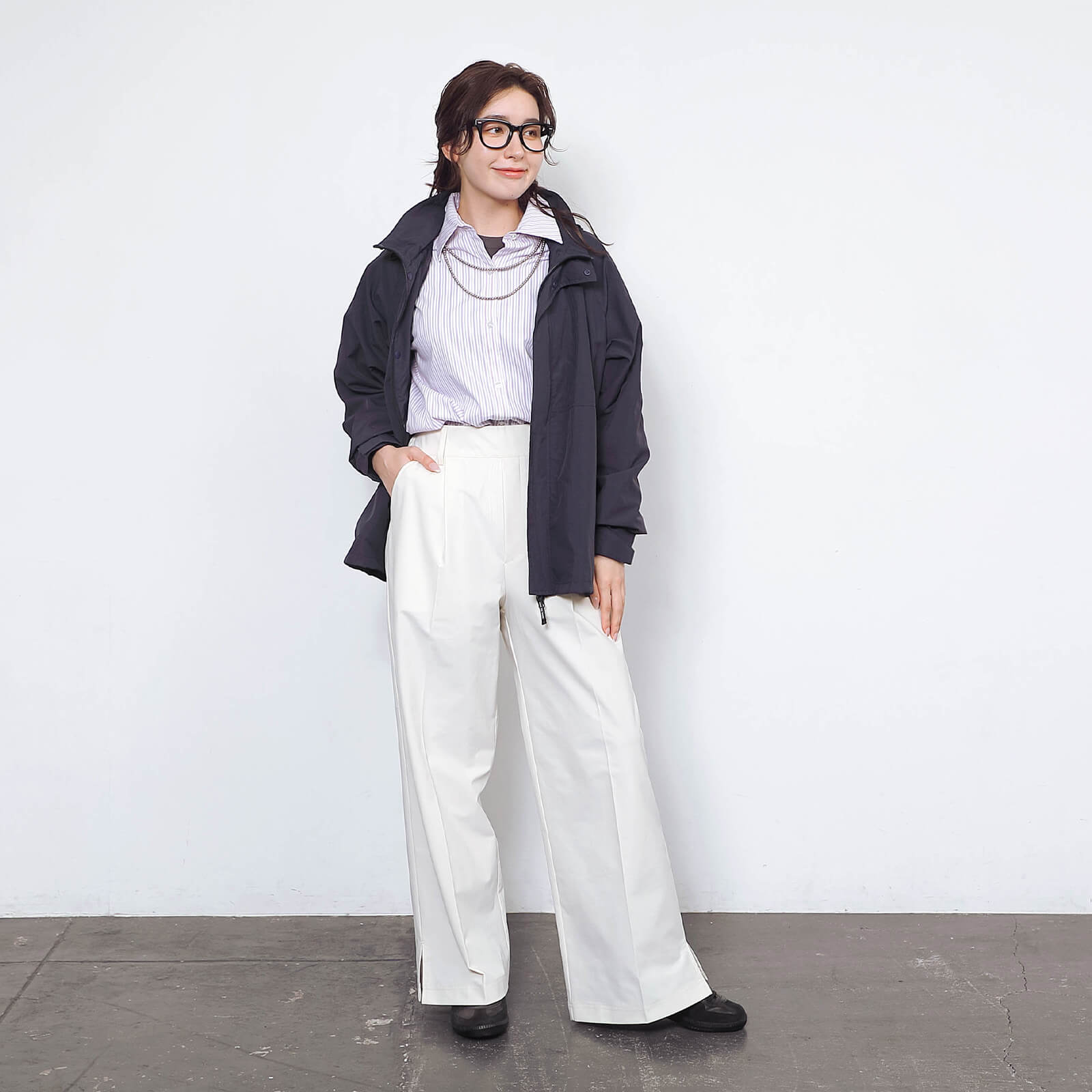 モデル：165cm／Mサイズ着用