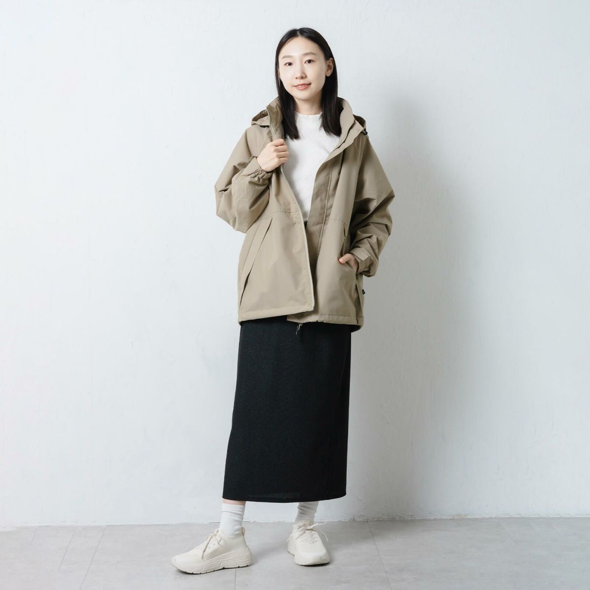 モデル：165cm／Mサイズ着用