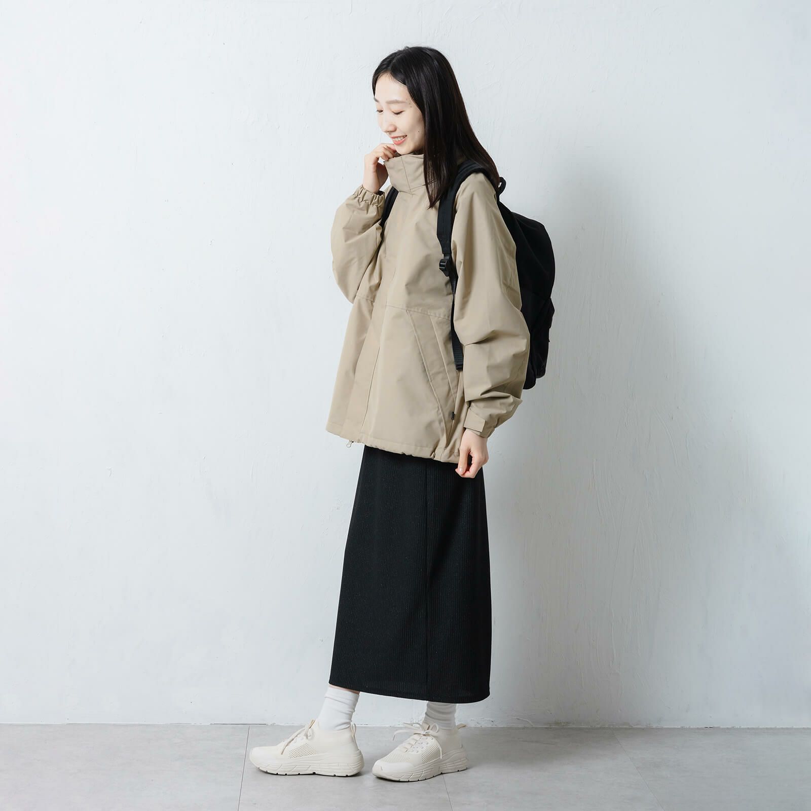 モデル：165cm／Mサイズ着用