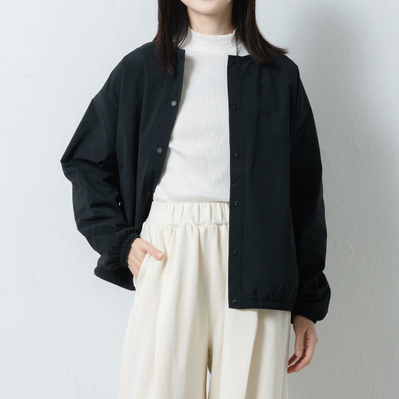 カラー：ブラック