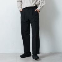 カラー：ブラック